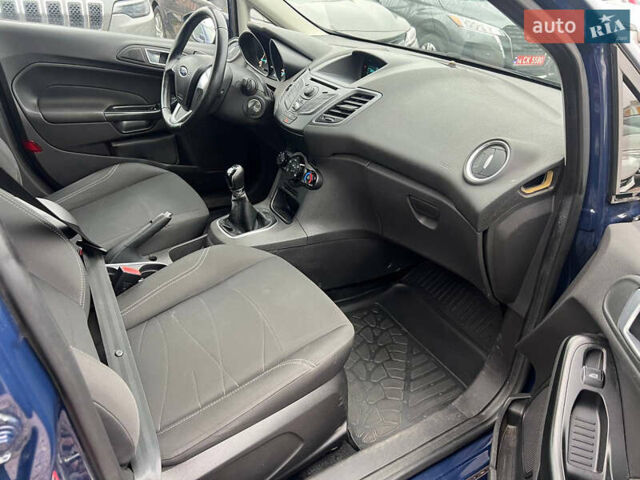 Синій Форд Фієста, об'ємом двигуна 1 л та пробігом 109 тис. км за 6200 $, фото 12 на Automoto.ua
