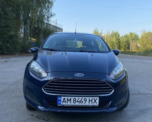 Синий Форд Фиеста, объемом двигателя 1 л и пробегом 145 тыс. км за 5300 $, фото 1 на Automoto.ua