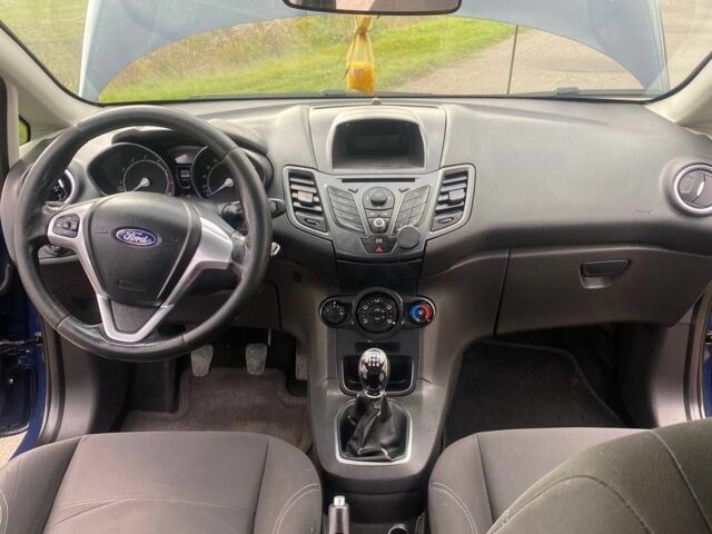 Синій Форд Фієста, об'ємом двигуна 1 л та пробігом 236 тис. км за 5600 $, фото 18 на Automoto.ua