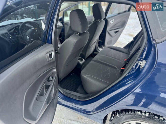 Синий Форд Фиеста, объемом двигателя 1 л и пробегом 68 тыс. км за 6350 $, фото 34 на Automoto.ua