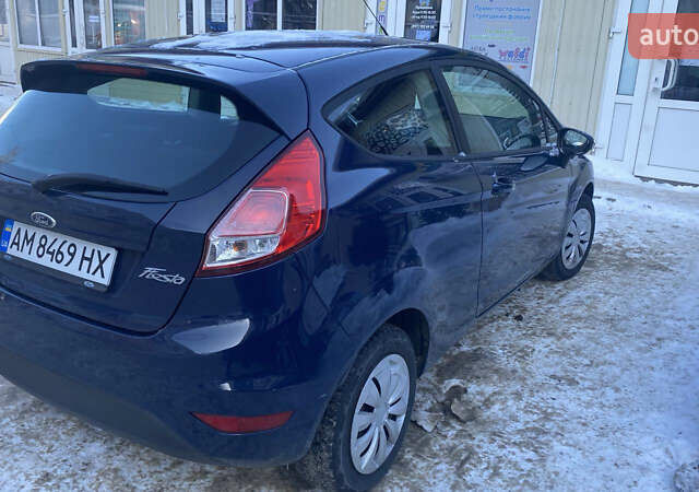 Синій Форд Фієста, об'ємом двигуна 1 л та пробігом 146 тис. км за 4900 $, фото 1 на Automoto.ua