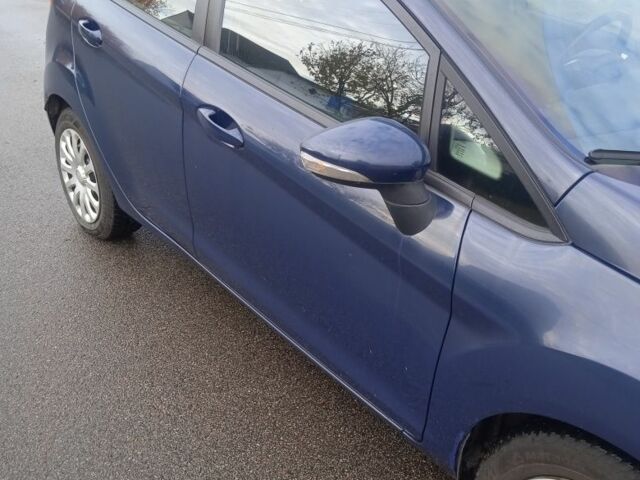 Форд Фиеста 2013 в Броварах на Automoto.ua Синий Форд Фиеста, объемом двигателя 1.2 л и пробегом 63 тыс. км за 9500 $, фото 3 на Automoto.ua