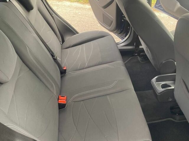 Синій Форд Фієста, об'ємом двигуна 1 л та пробігом 236 тис. км за 5600 $, фото 19 на Automoto.ua