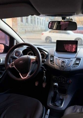 Синій Форд Фієста, об'ємом двигуна 1 л та пробігом 109 тис. км за 5500 $, фото 7 на Automoto.ua