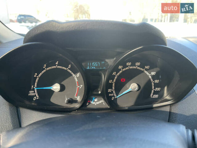 Синій Форд Фієста, об'ємом двигуна 1 л та пробігом 111 тис. км за 5500 $, фото 13 на Automoto.ua
