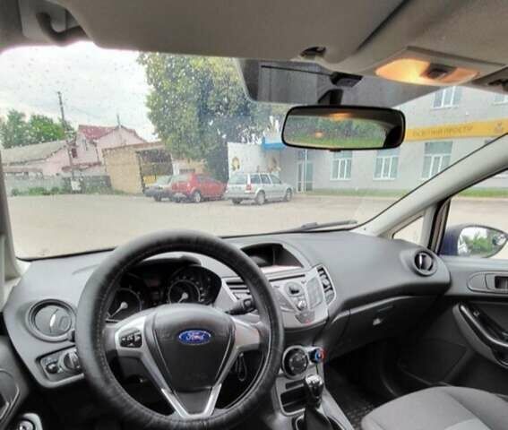 Синий Форд Фиеста, объемом двигателя 1.25 л и пробегом 120 тыс. км за 6300 $, фото 2 на Automoto.ua