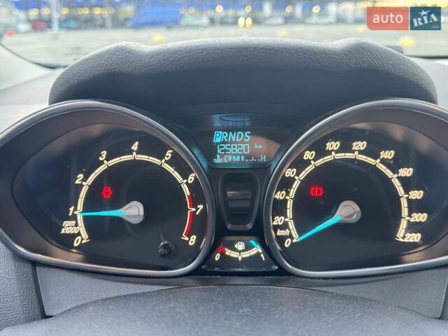 Синій Форд Фієста, об'ємом двигуна 1 л та пробігом 125 тис. км за 7500 $, фото 12 на Automoto.ua
