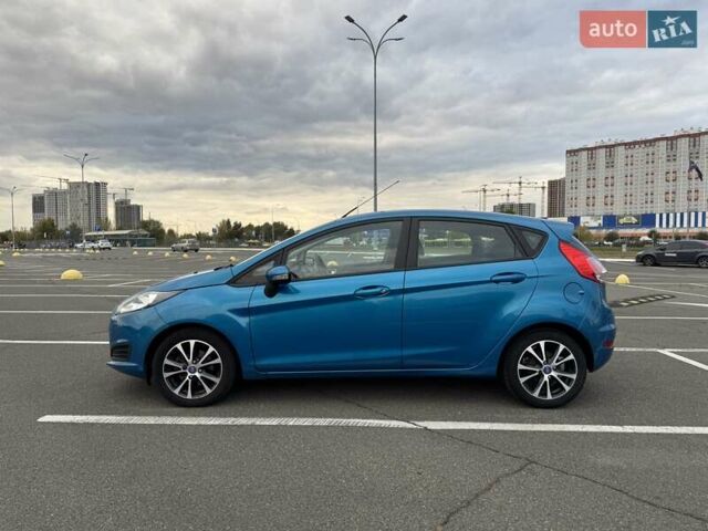 Синій Форд Фієста, об'ємом двигуна 1 л та пробігом 125 тис. км за 7500 $, фото 5 на Automoto.ua