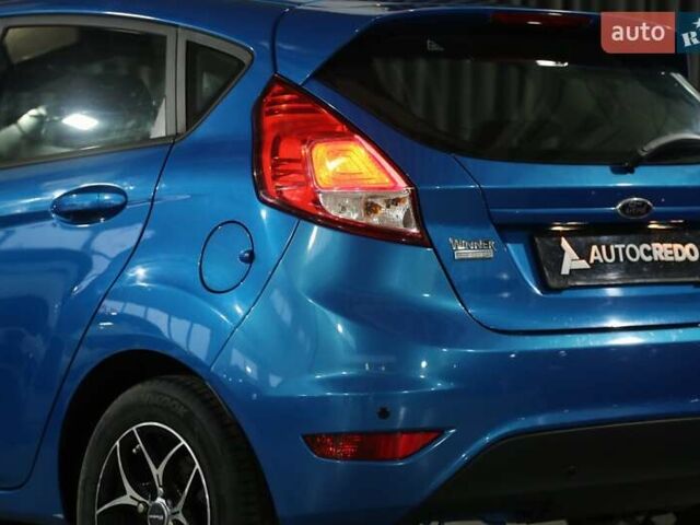 Синій Форд Фієста, об'ємом двигуна 1 л та пробігом 89 тис. км за 7900 $, фото 7 на Automoto.ua