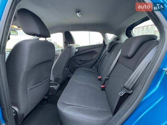 Синий Форд Фиеста, объемом двигателя 1 л и пробегом 126 тыс. км за 6700 $, фото 8 на Automoto.ua