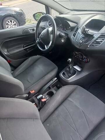 Синий Форд Фиеста, объемом двигателя 1 л и пробегом 240 тыс. км за 4650 $, фото 14 на Automoto.ua