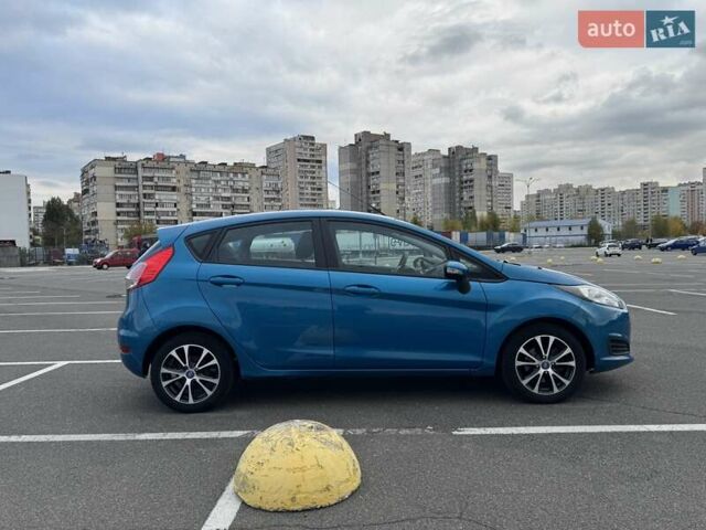 Синій Форд Фієста, об'ємом двигуна 1 л та пробігом 125 тис. км за 7500 $, фото 1 на Automoto.ua