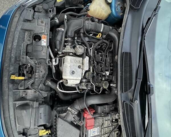 Синій Форд Фієста, об'ємом двигуна 1 л та пробігом 125 тис. км за 7500 $, фото 19 на Automoto.ua