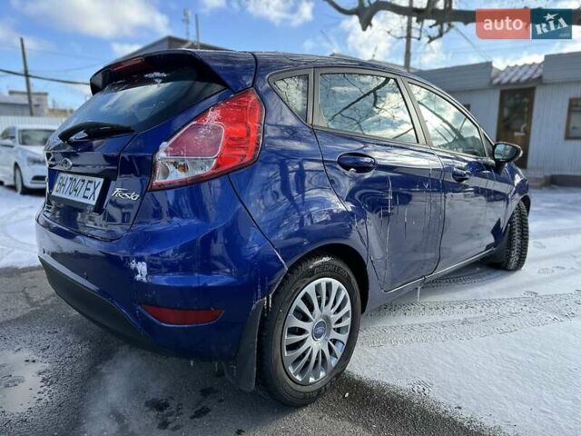 Синій Форд Фієста, об'ємом двигуна 1 л та пробігом 63 тис. км за 5200 $, фото 5 на Automoto.ua