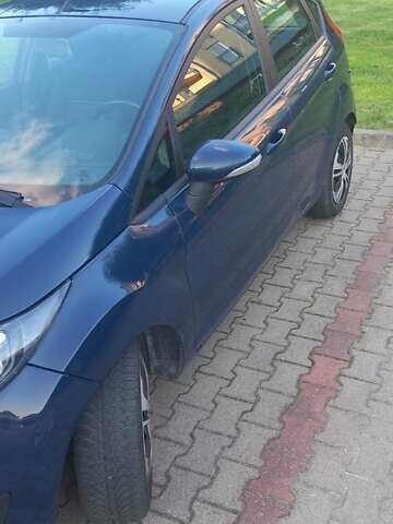 Синий Форд Фиеста, объемом двигателя 1 л и пробегом 240 тыс. км за 4650 $, фото 7 на Automoto.ua