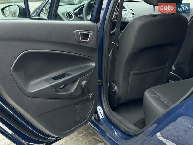 Синий Форд Фиеста, объемом двигателя 1 л и пробегом 190 тыс. км за 6600 $, фото 22 на Automoto.ua