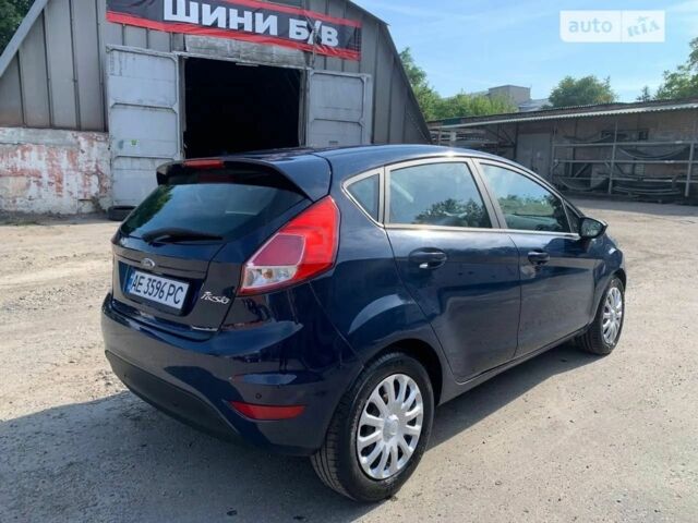 Синий Форд Фиеста, объемом двигателя 1 л и пробегом 165 тыс. км за 6400 $, фото 4 на Automoto.ua
