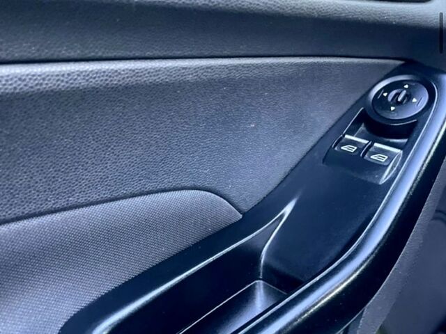 Синий Форд Фиеста, объемом двигателя 1 л и пробегом 202 тыс. км за 5800 $, фото 2 на Automoto.ua