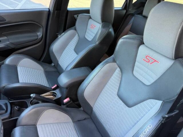 Синий Форд Фиеста, объемом двигателя 1.6 л и пробегом 74 тыс. км за 3800 $, фото 11 на Automoto.ua