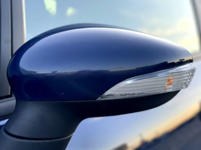 Синий Форд Фиеста, объемом двигателя 1 л и пробегом 202 тыс. км за 5800 $, фото 5 на Automoto.ua