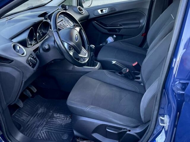 Синий Форд Фиеста, объемом двигателя 1 л и пробегом 202 тыс. км за 5800 $, фото 1 на Automoto.ua