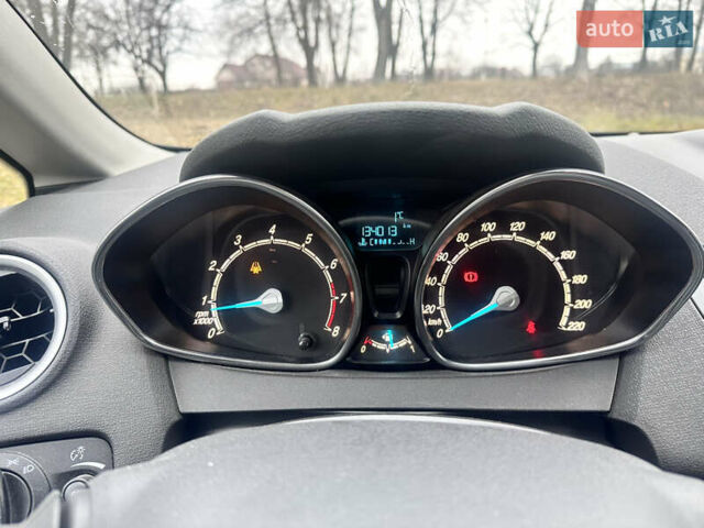 Синий Форд Фиеста, объемом двигателя 1.24 л и пробегом 134 тыс. км за 6500 $, фото 12 на Automoto.ua