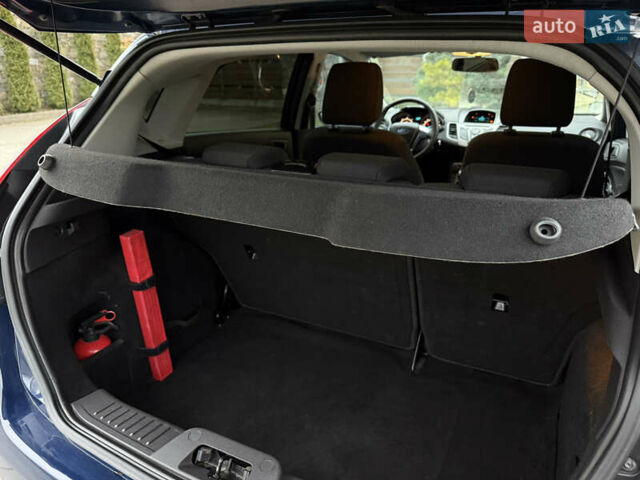 Синий Форд Фиеста, объемом двигателя 1.5 л и пробегом 168 тыс. км за 6999 $, фото 59 на Automoto.ua