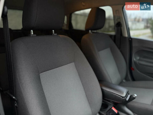 Синий Форд Фиеста, объемом двигателя 1.5 л и пробегом 168 тыс. км за 6999 $, фото 56 на Automoto.ua