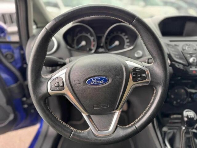 Синий Форд Фиеста, объемом двигателя 1.5 л и пробегом 90 тыс. км за 1400 $, фото 9 на Automoto.ua