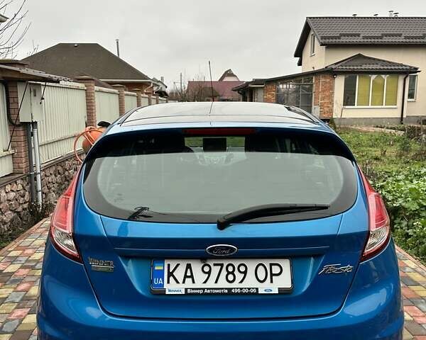 Синій Форд Фієста, об'ємом двигуна 1 л та пробігом 120 тис. км за 8500 $, фото 10 на Automoto.ua