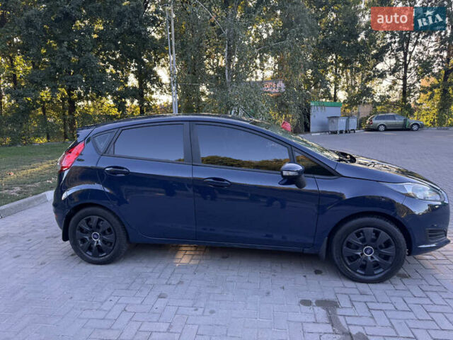 Синий Форд Фиеста, объемом двигателя 1.24 л и пробегом 163 тыс. км за 5700 $, фото 5 на Automoto.ua