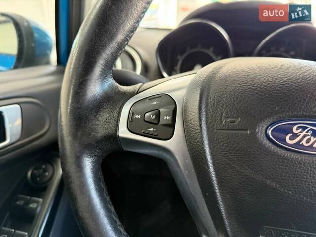 Синий Форд Фиеста, объемом двигателя 1 л и пробегом 96 тыс. км за 7990 $, фото 21 на Automoto.ua