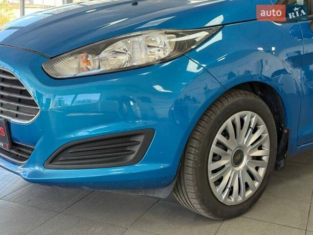 Синий Форд Фиеста, объемом двигателя 1 л и пробегом 96 тыс. км за 7990 $, фото 3 на Automoto.ua