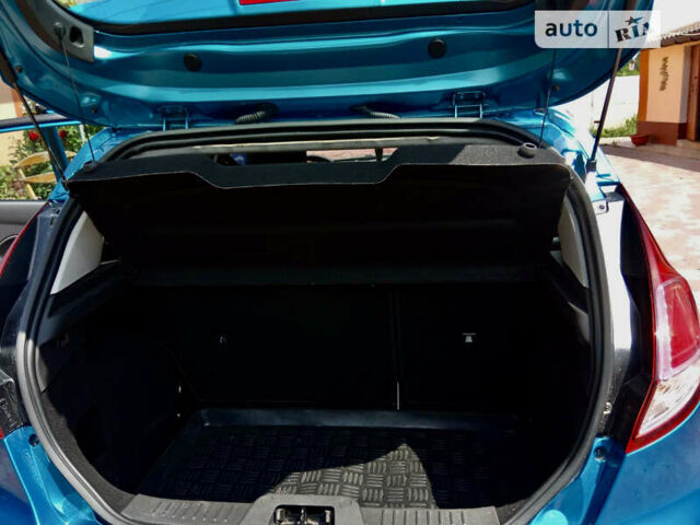 Синий Форд Фиеста, объемом двигателя 1 л и пробегом 23 тыс. км за 7200 $, фото 2 на Automoto.ua