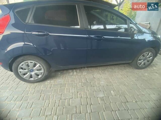 Синий Форд Фиеста, объемом двигателя 1 л и пробегом 126 тыс. км за 6500 $, фото 6 на Automoto.ua