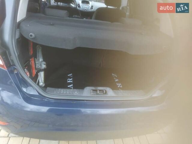 Синий Форд Фиеста, объемом двигателя 1.24 л и пробегом 154 тыс. км за 6100 $, фото 8 на Automoto.ua