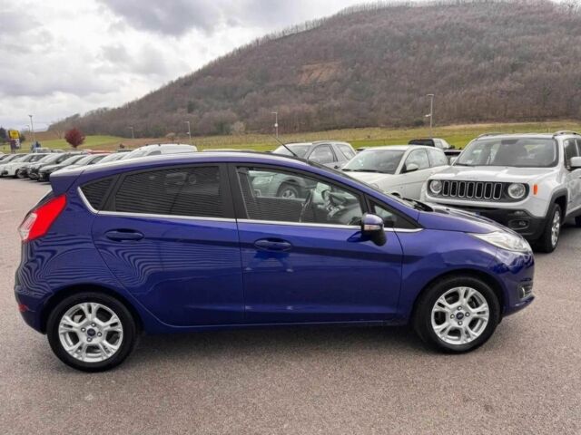 Синий Форд Фиеста, объемом двигателя 1.5 л и пробегом 90 тыс. км за 1400 $, фото 3 на Automoto.ua