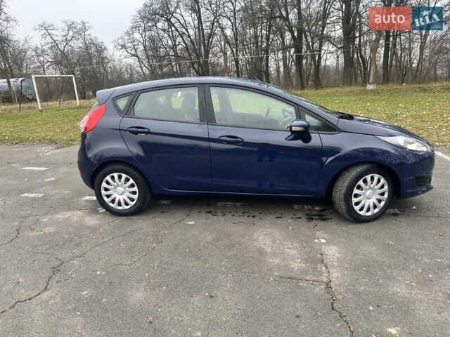 Синий Форд Фиеста, объемом двигателя 1.24 л и пробегом 134 тыс. км за 6500 $, фото 3 на Automoto.ua