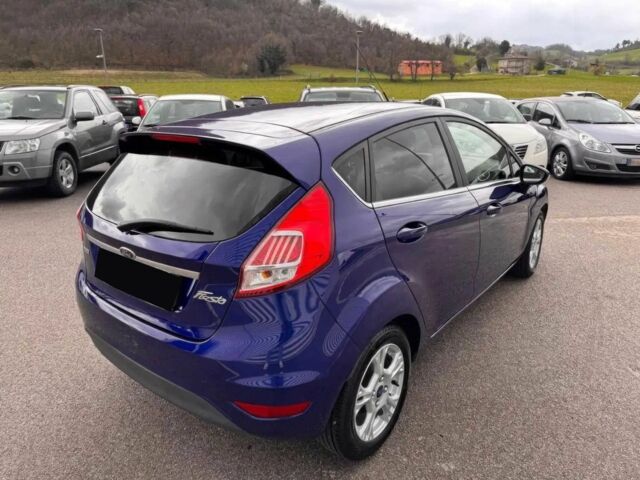 Синий Форд Фиеста, объемом двигателя 1.5 л и пробегом 90 тыс. км за 1400 $, фото 4 на Automoto.ua