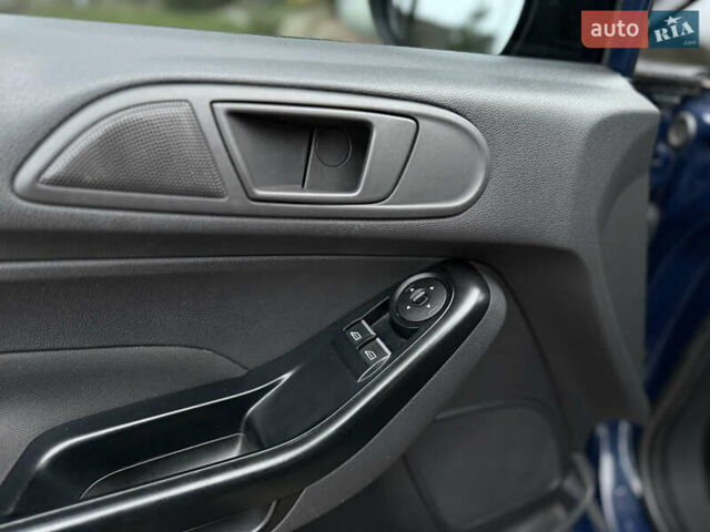 Синий Форд Фиеста, объемом двигателя 1.5 л и пробегом 168 тыс. км за 6999 $, фото 39 на Automoto.ua