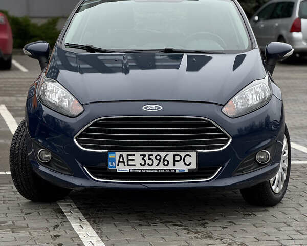 Синий Форд Фиеста, объемом двигателя 1 л и пробегом 190 тыс. км за 6600 $, фото 3 на Automoto.ua