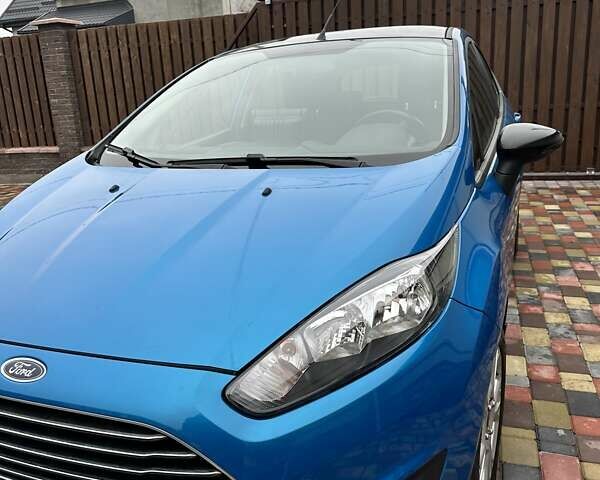 Синій Форд Фієста, об'ємом двигуна 1 л та пробігом 120 тис. км за 8500 $, фото 11 на Automoto.ua