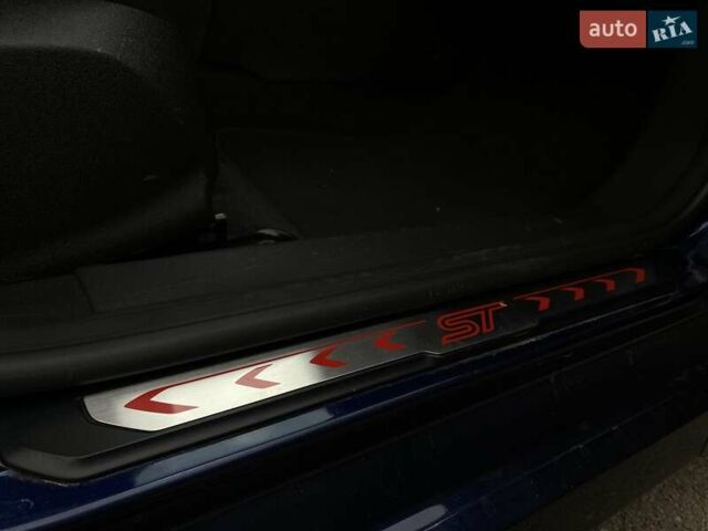 Синий Форд Фиеста, объемом двигателя 1.6 л и пробегом 109 тыс. км за 8350 $, фото 17 на Automoto.ua
