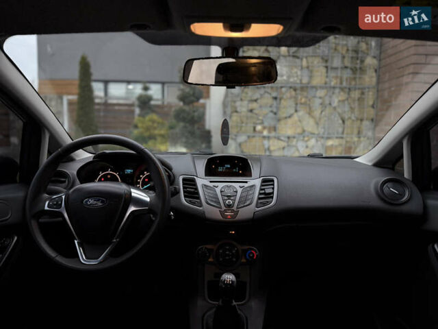 Синий Форд Фиеста, объемом двигателя 1.5 л и пробегом 168 тыс. км за 6999 $, фото 51 на Automoto.ua