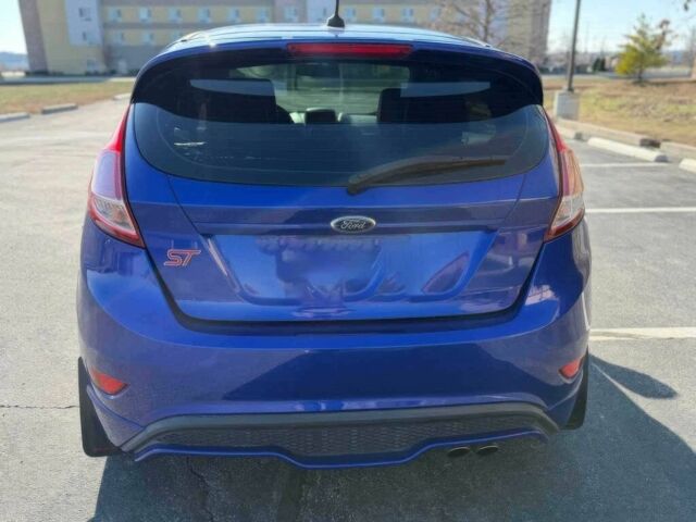 Синий Форд Фиеста, объемом двигателя 1.6 л и пробегом 74 тыс. км за 3800 $, фото 5 на Automoto.ua