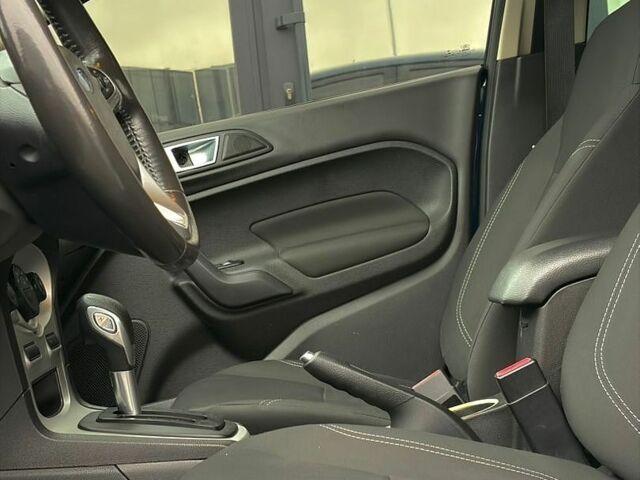 Синій Форд Фієста, об'ємом двигуна 1.6 л та пробігом 162 тис. км за 7350 $, фото 14 на Automoto.ua