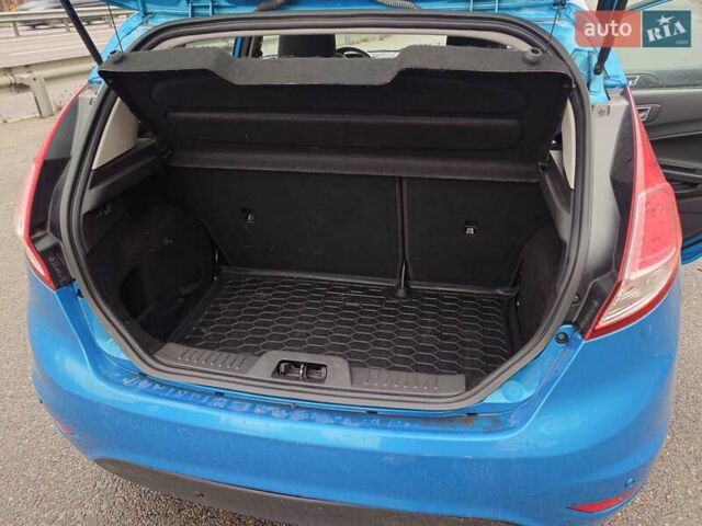 Синий Форд Фиеста, объемом двигателя 1 л и пробегом 86 тыс. км за 9700 $, фото 7 на Automoto.ua