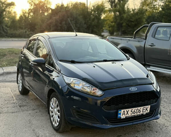 Синий Форд Фиеста, объемом двигателя 1.24 л и пробегом 64 тыс. км за 7500 $, фото 2 на Automoto.ua