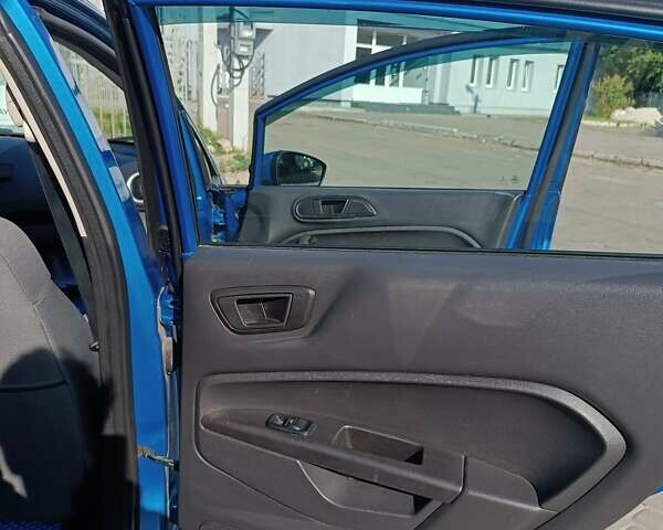 Форд Фиеста 2016 в Львове на Automoto.ua Синий Форд Фиеста, объемом двигателя 1.6 л и пробегом 124 тыс. км за 8000 $, фото 11 на Automoto.ua