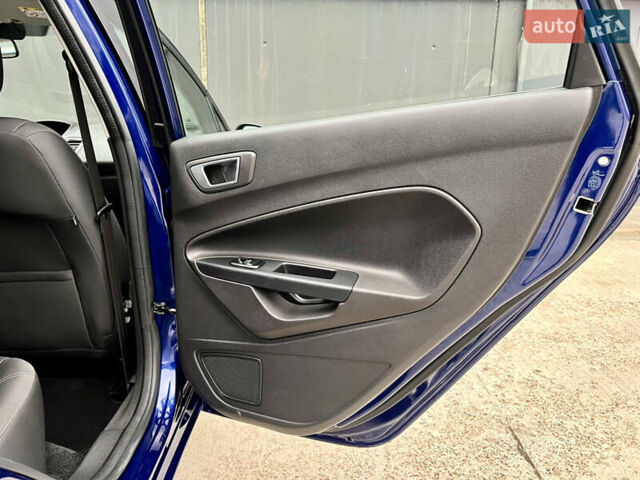 Синий Форд Фиеста, объемом двигателя 1 л и пробегом 53 тыс. км за 9500 $, фото 34 на Automoto.ua